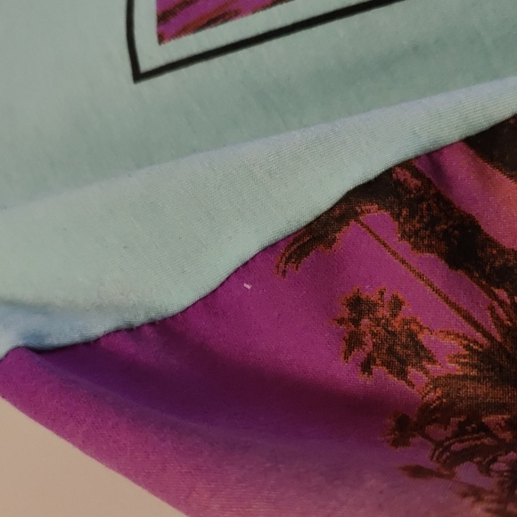 California Love Graphic Tee - Picture 4 of 5